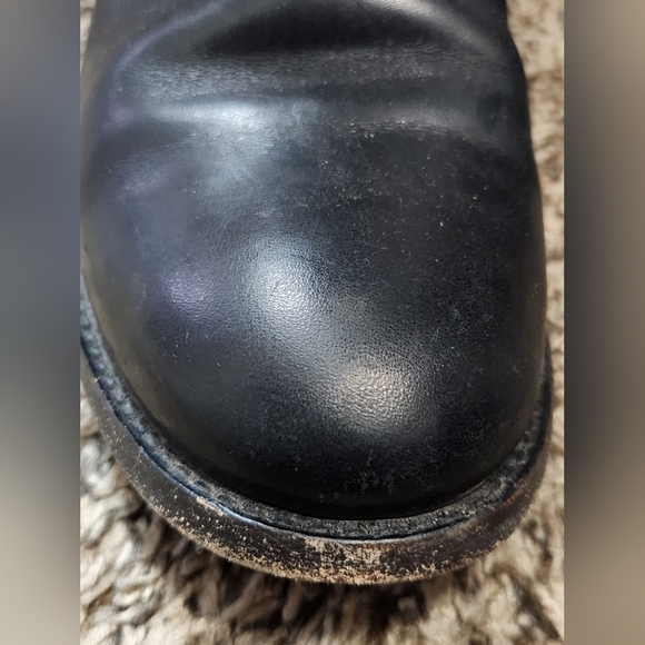 Melissa Button 2 - Picture 5 of 9